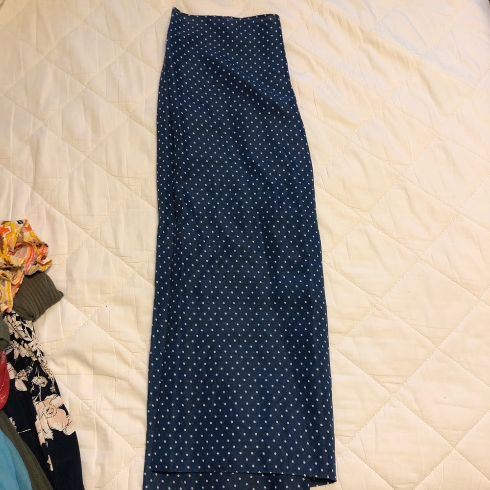 Scarves - Picture 3 of 4